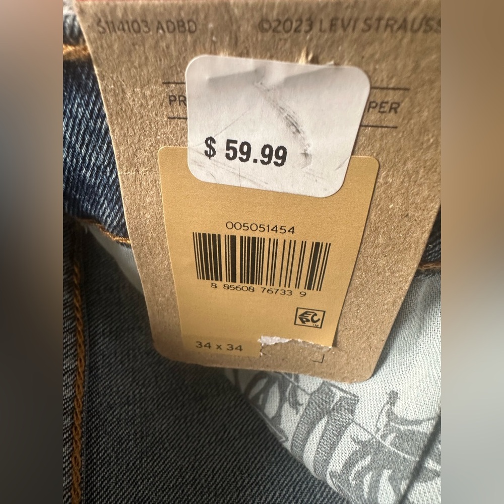 NWT Levi’s 505 Straight Fit Medium Wash Jeans - Size 34x34 - Picture 10 of 13